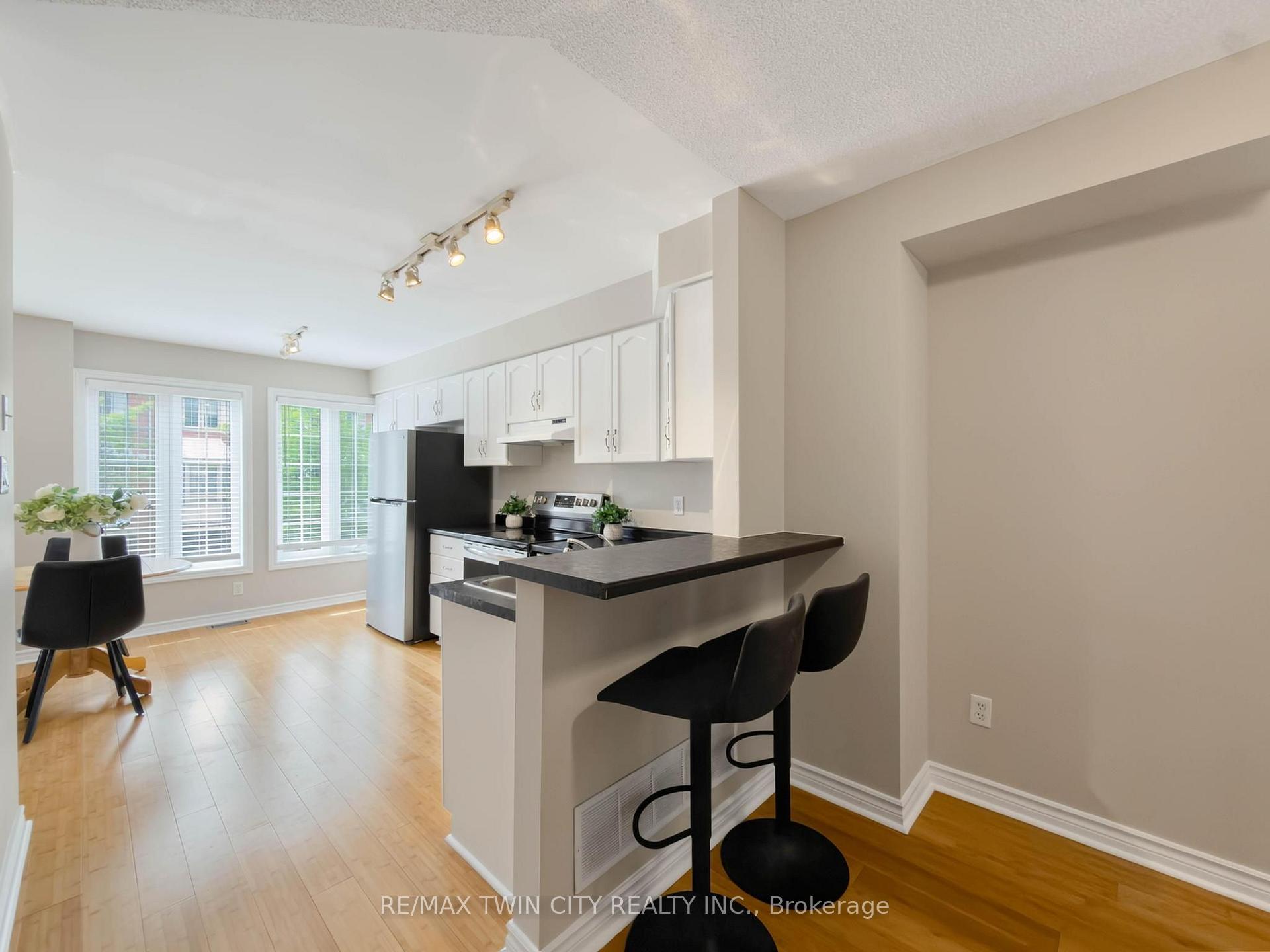 Photo 12 of Unit 105, 3480 Upper Middle Road, Burlington, Palmer — HOMEH