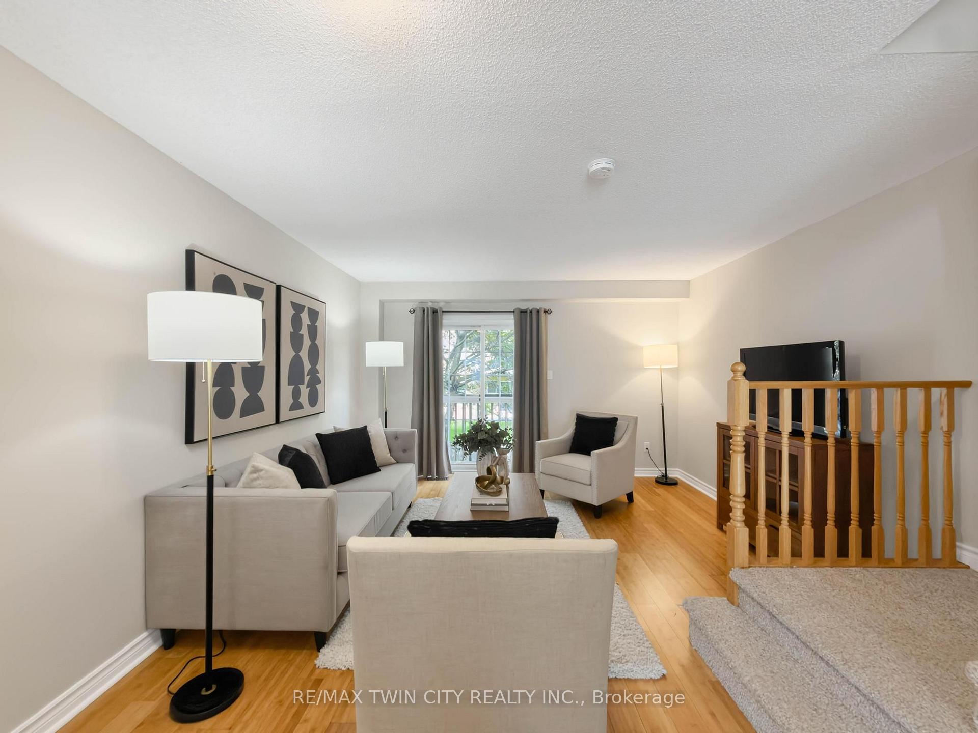 Photo 13 of Unit 105, 3480 Upper Middle Road, Burlington, Palmer — HOMEH