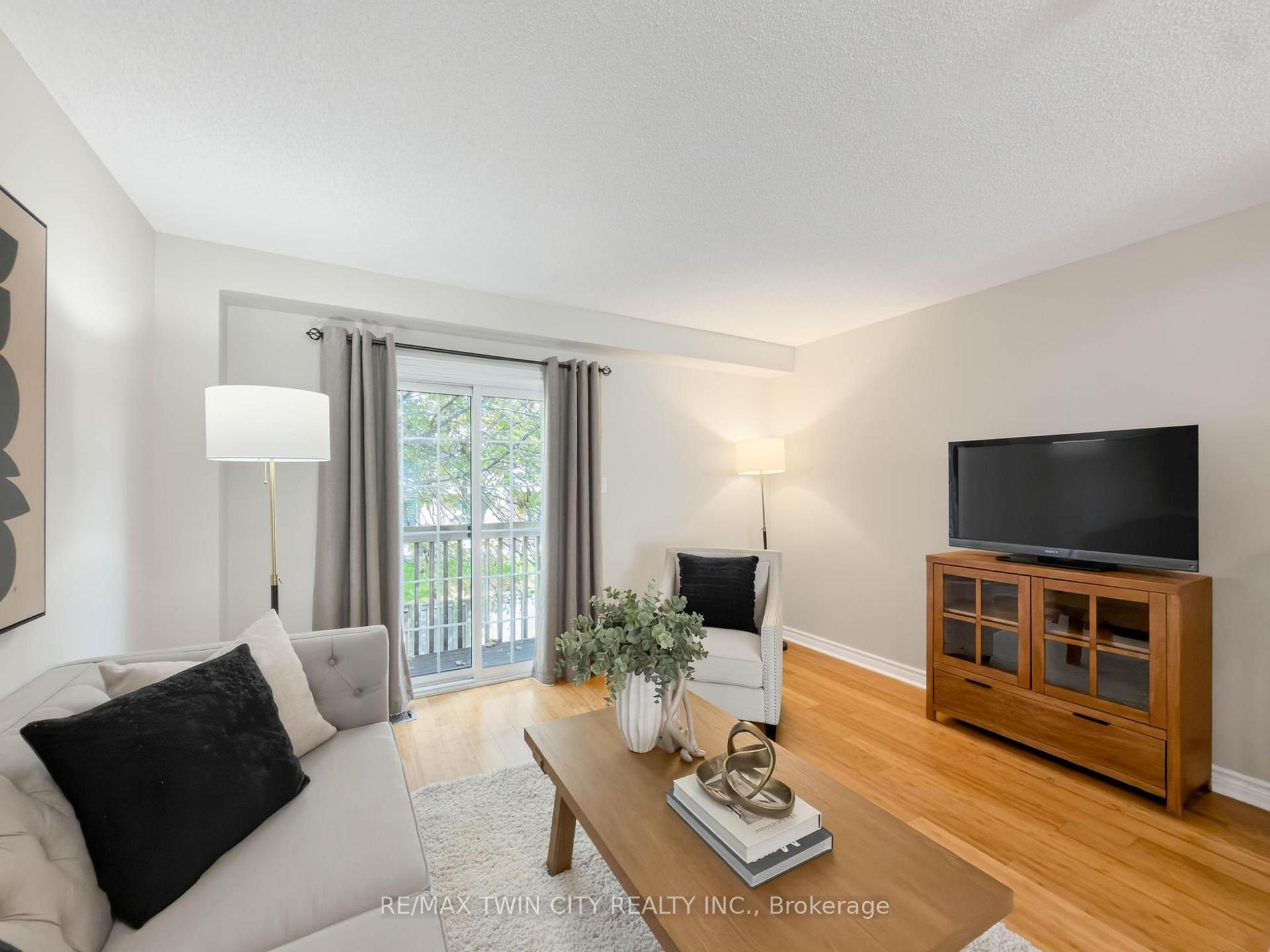 Photo 14 of Unit 105, 3480 Upper Middle Road, Burlington, Palmer — HOMEH