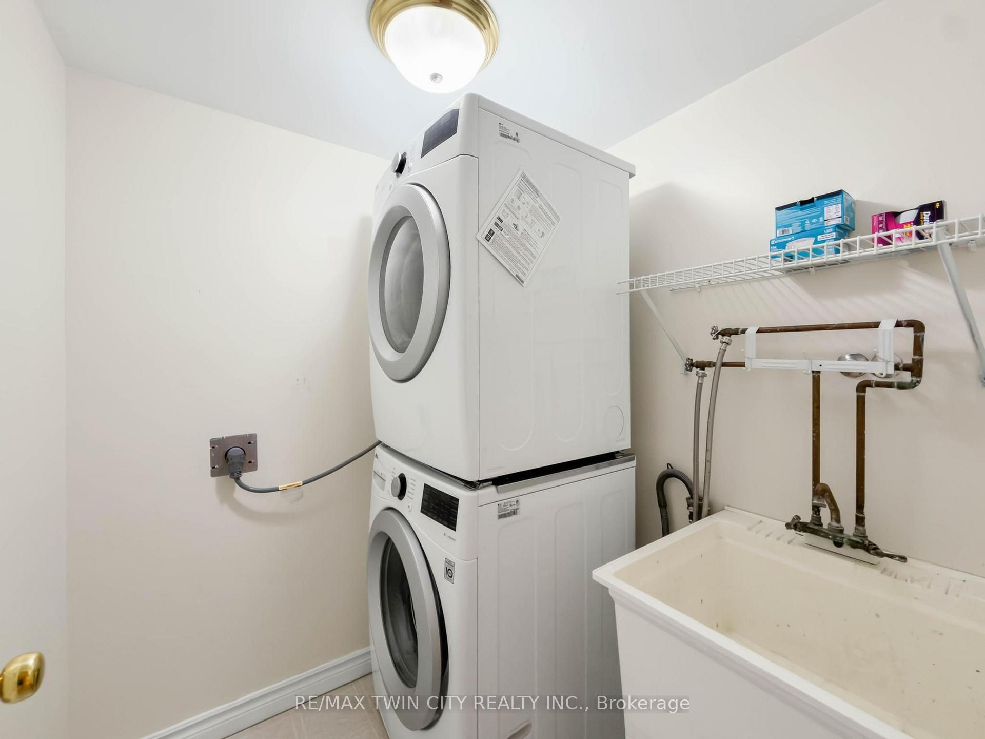 Photo 34 of Unit 105, 3480 Upper Middle Road, Burlington, Palmer — HOMEH