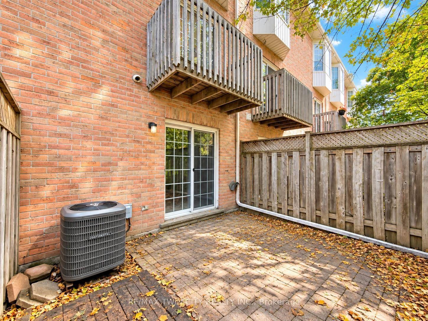 Photo 37 of Unit 105, 3480 Upper Middle Road, Burlington, Palmer — HOMEH