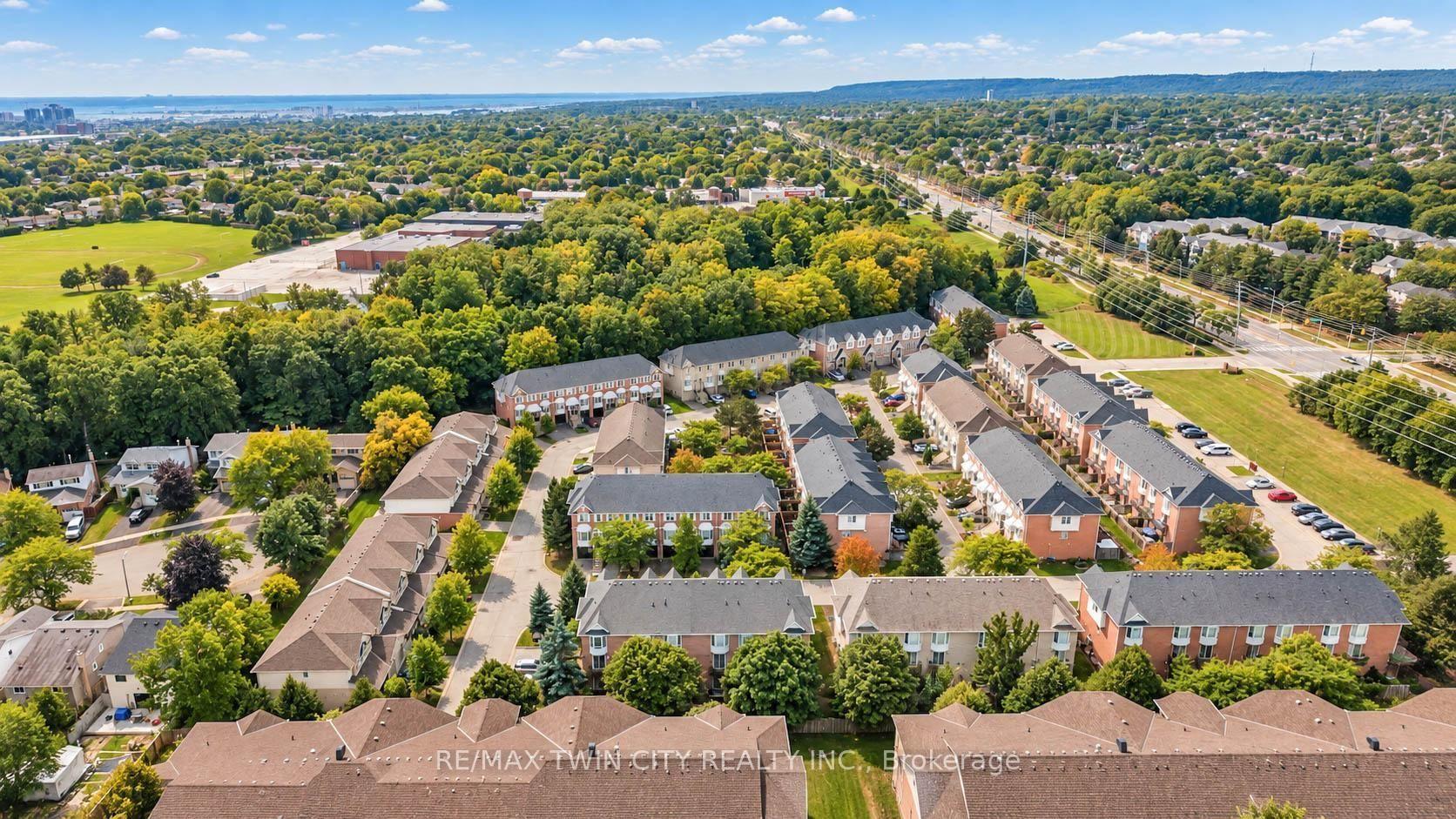 Photo 44 of Unit 105, 3480 Upper Middle Road, Burlington, Palmer — HOMEH