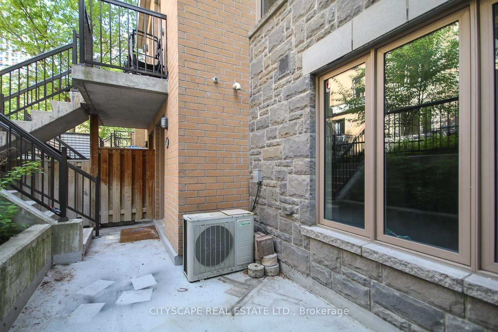 Photo 14 of Unit 116, 9 Foundry Avenue, Toronto, Dovercourt-Wallace Emerson-Junction — HOMEH