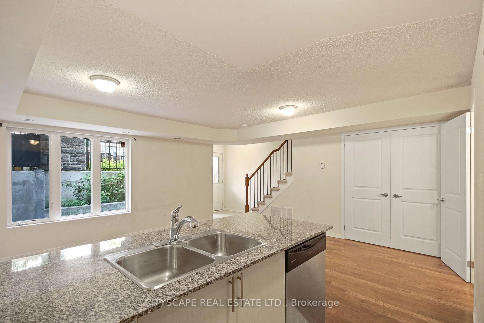 Photo 27 of Unit 116, 9 Foundry Avenue, Toronto, Dovercourt-Wallace Emerson-Junction — HOMEH