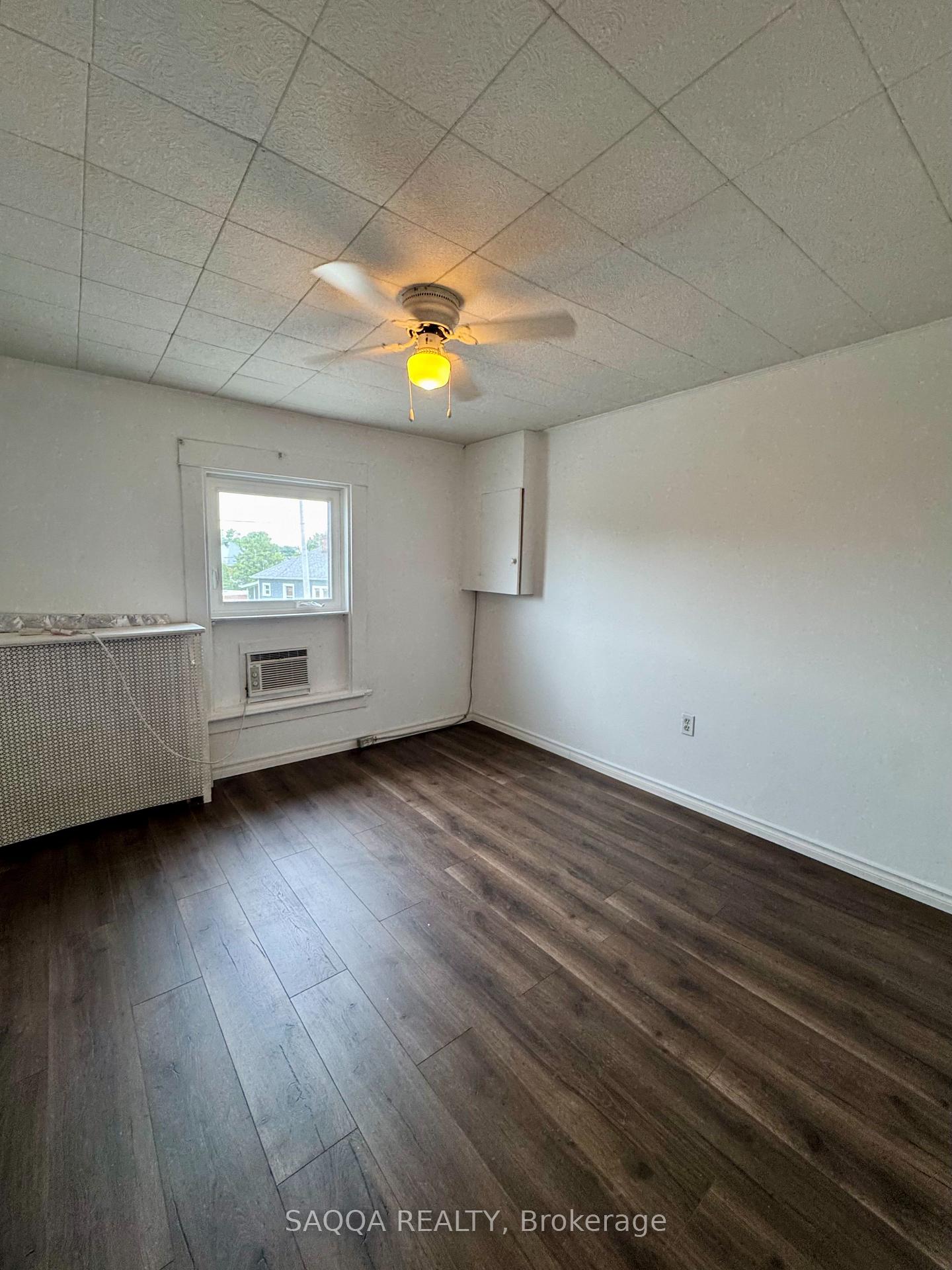 Photo 5 of Unit Upper, 100 Niagara Street, St. Catharines, E. Chester — HOMEH