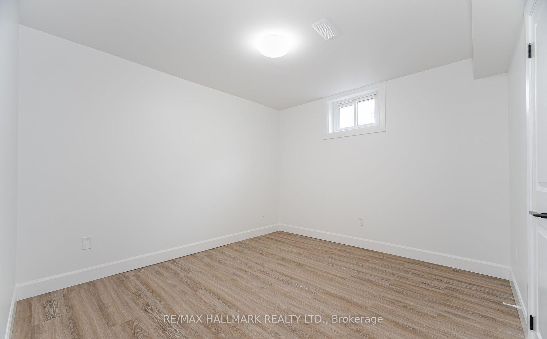 Photo 9 of 283 Porter - Lower Level Street, Oshawa, Lakeview — HOMEH