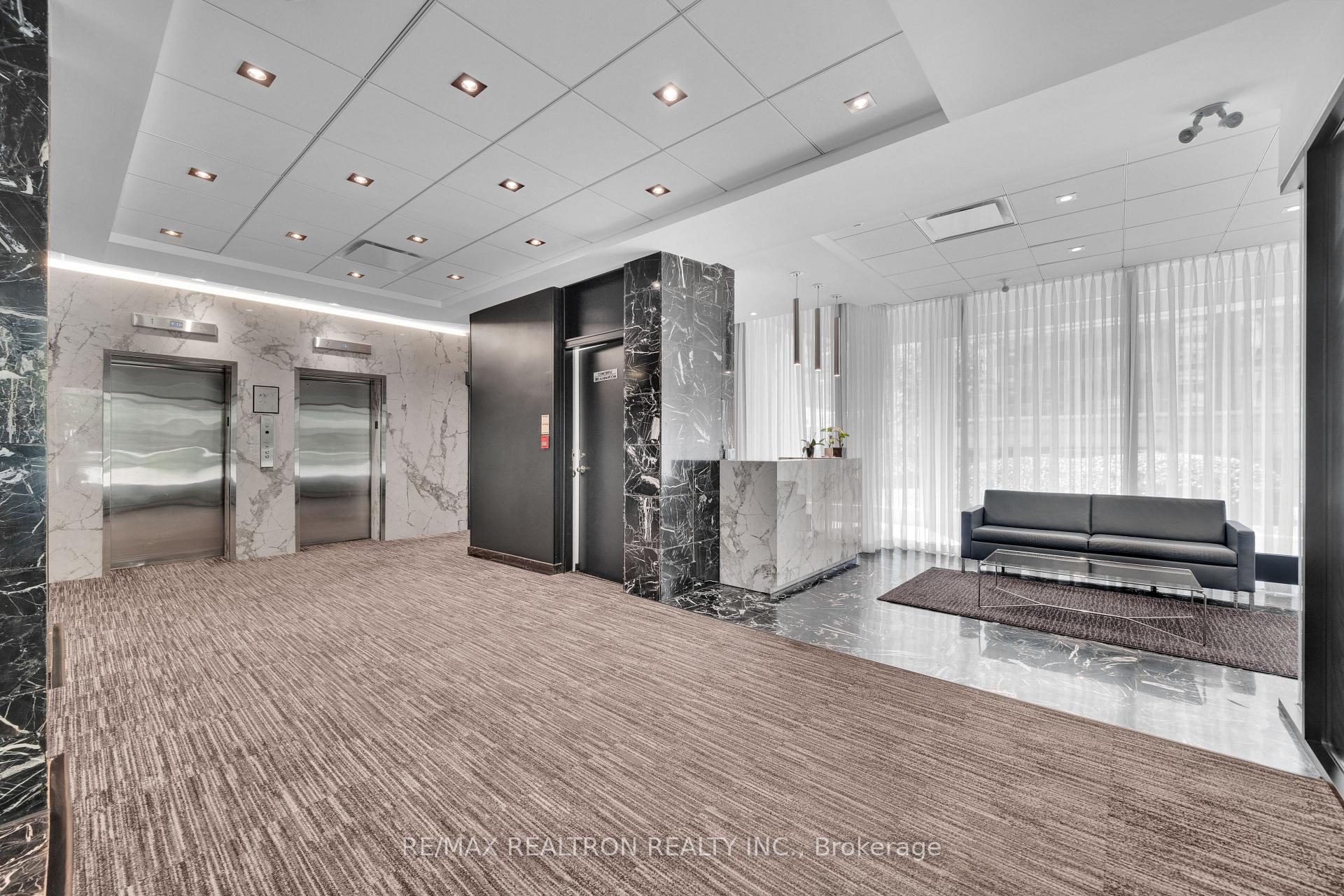 Photo 22 of Unit 401, 9 Deer Park Crescent, Toronto, Yonge-St. Clair — HOMEH