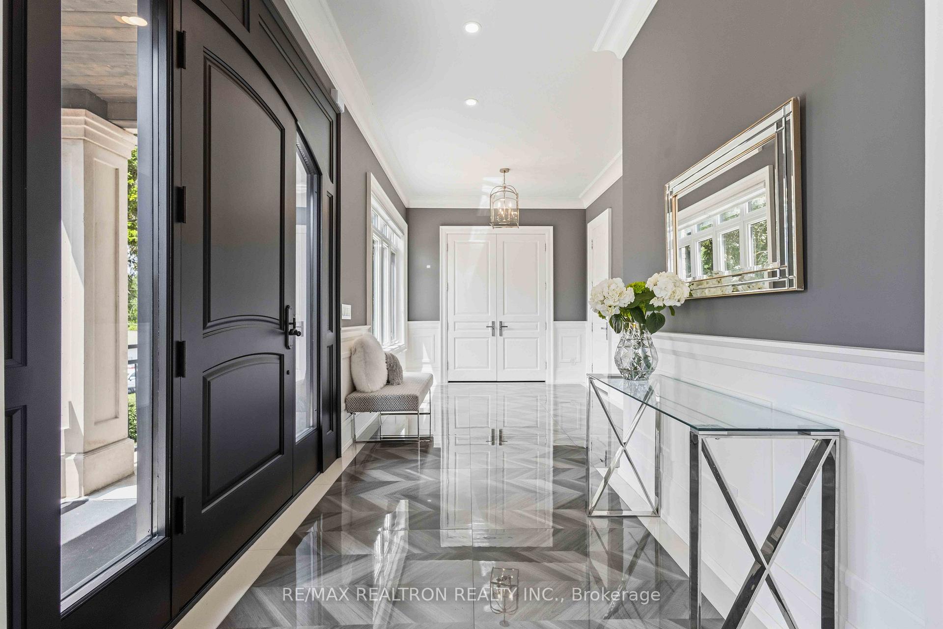 Photo 6 of 809 Fairview Avenue, Pickering, Bay Ridges — HOMEH