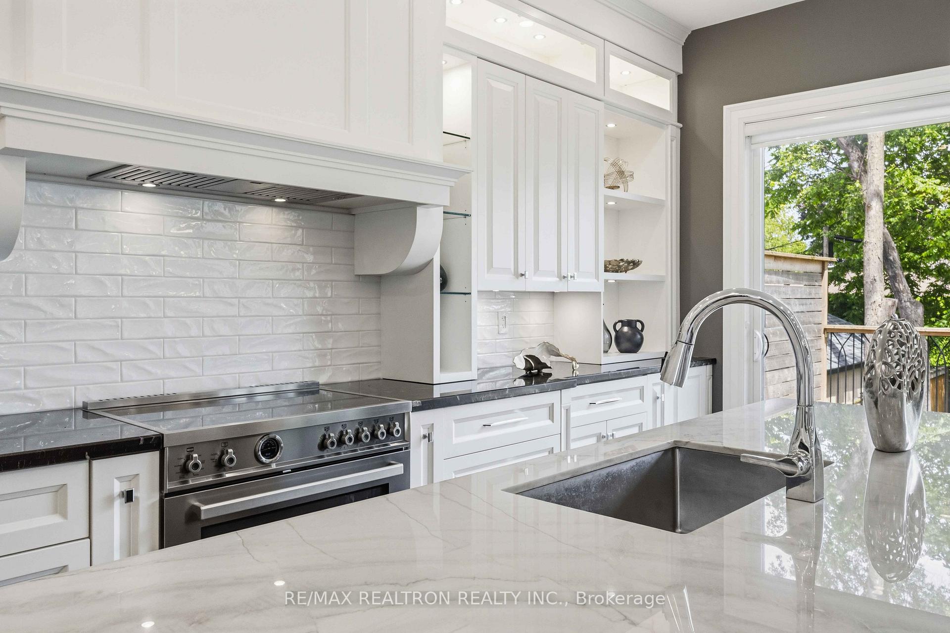 Photo 21 of 809 Fairview Avenue, Pickering, Bay Ridges — HOMEH