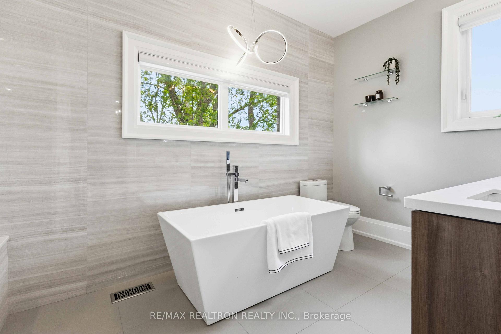 Photo 28 of 809 Fairview Avenue, Pickering, Bay Ridges — HOMEH