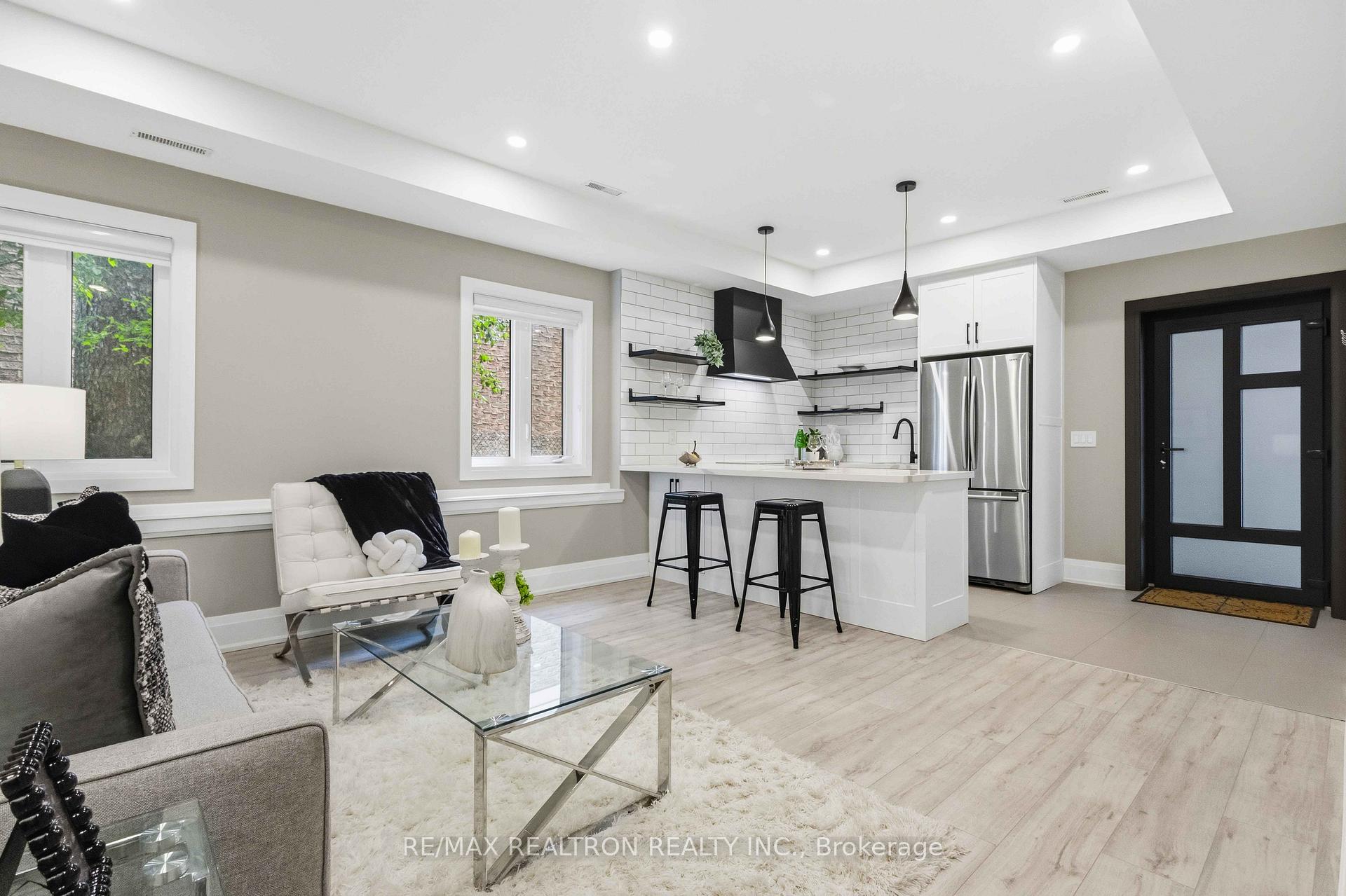 Photo 35 of 809 Fairview Avenue, Pickering, Bay Ridges — HOMEH