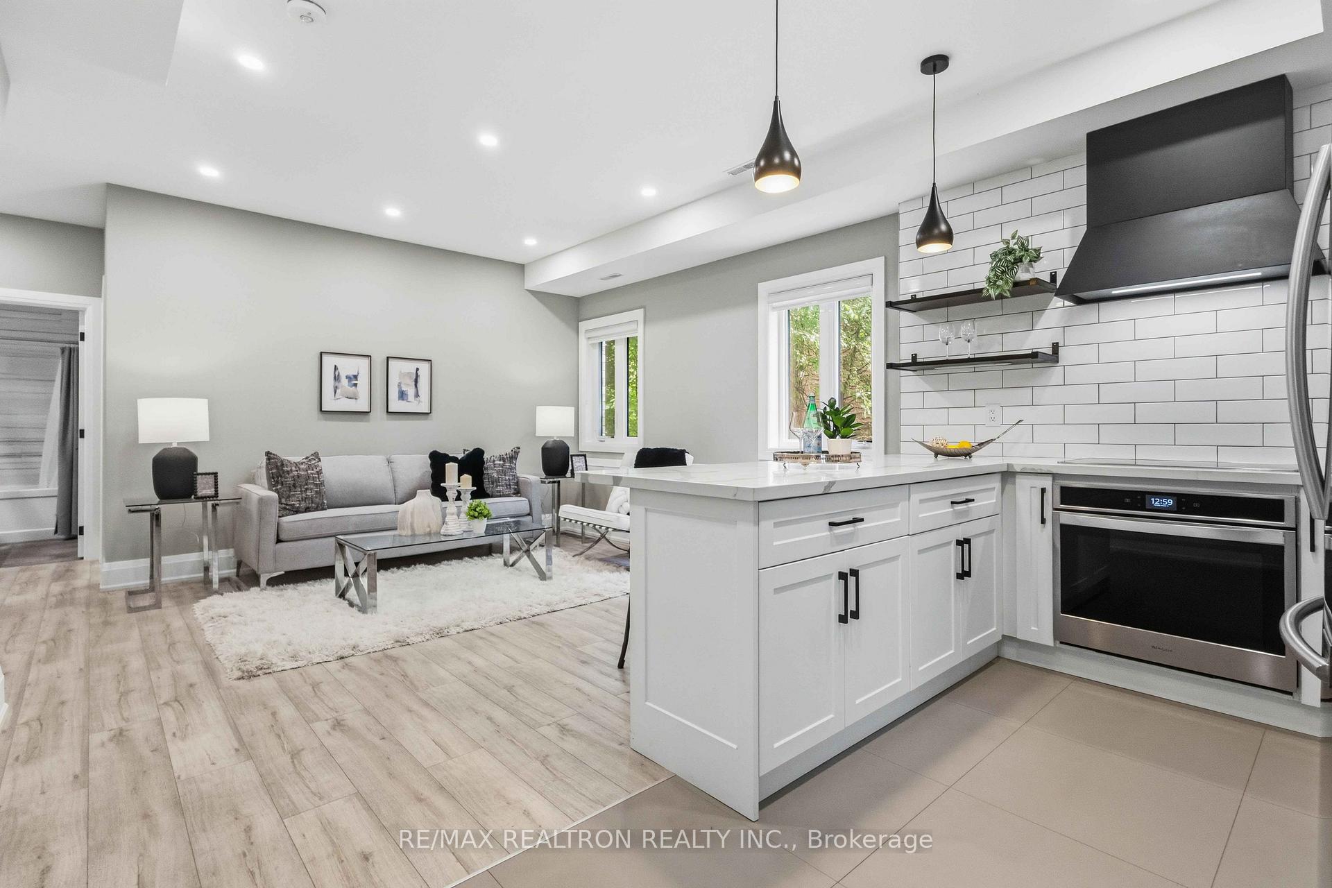 Photo 37 of 809 Fairview Avenue, Pickering, Bay Ridges — HOMEH