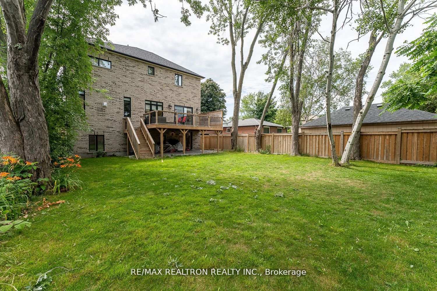 Photo 45 of 809 Fairview Avenue, Pickering, Bay Ridges — HOMEH