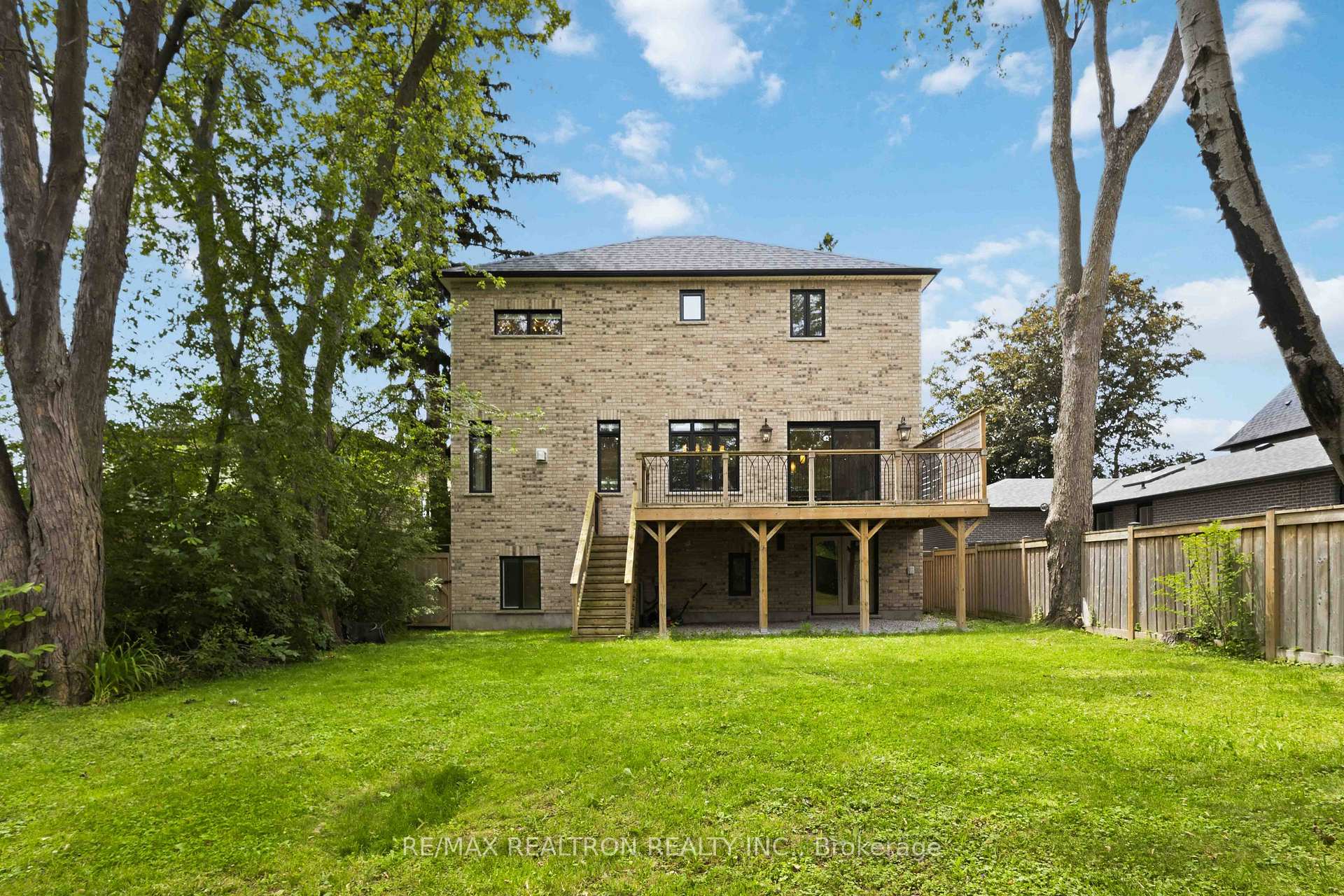 Photo 46 of 809 Fairview Avenue, Pickering, Bay Ridges — HOMEH
