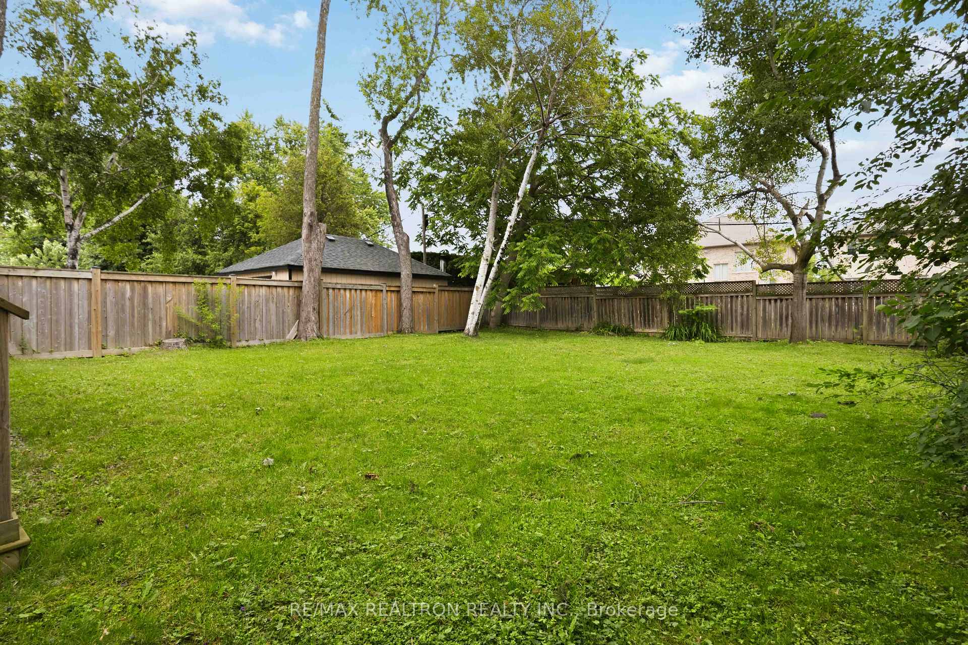 Photo 47 of 809 Fairview Avenue, Pickering, Bay Ridges — HOMEH
