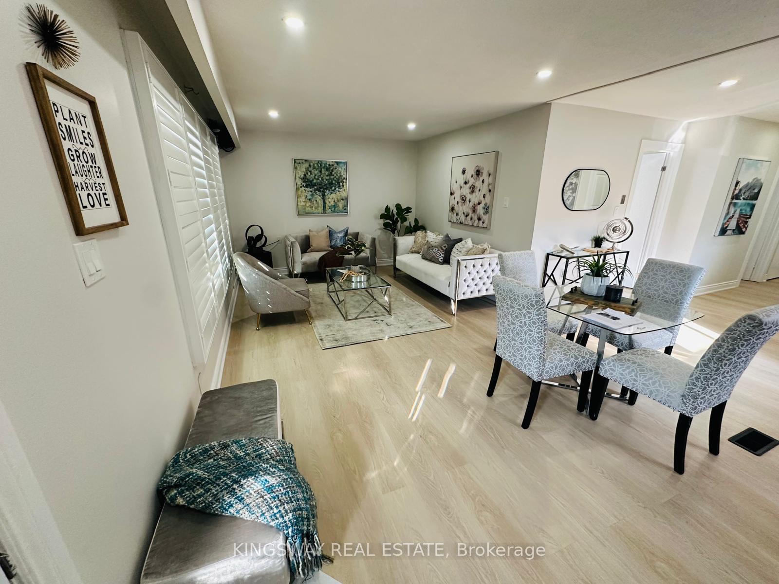 Photo 8 of 35 Silver Aspen Crescent, Kitchener, Forest Heights — HOMEH