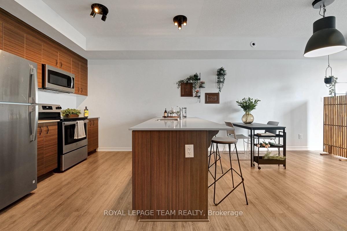 Photo 15 of 507 Takamose Private, Ottawa, CFB Rockcliffe and Area — HOMEH
