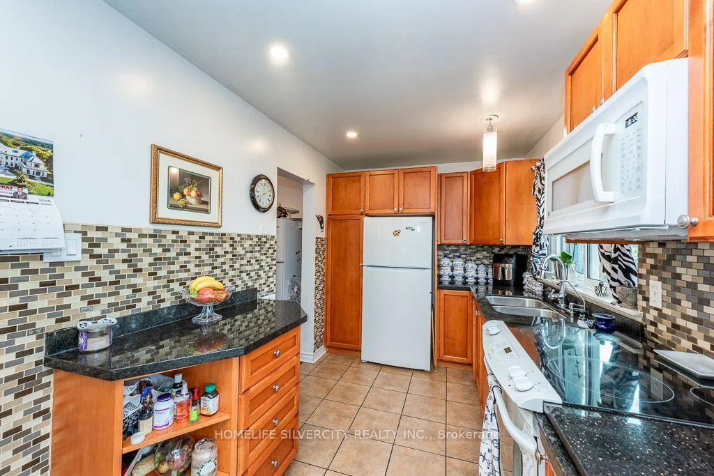 Photo 20 of Unit 36, 900 Central Park Drive, Brampton, Northgate — HOMEH