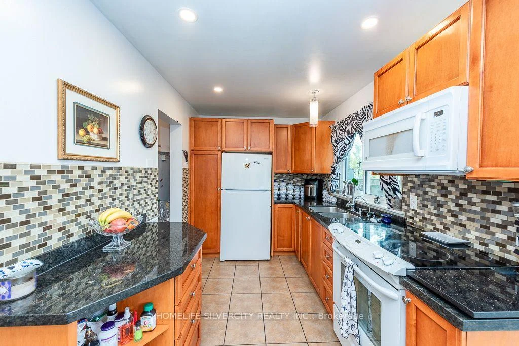 Photo 22 of Unit 36, 900 Central Park Drive, Brampton, Northgate — HOMEH