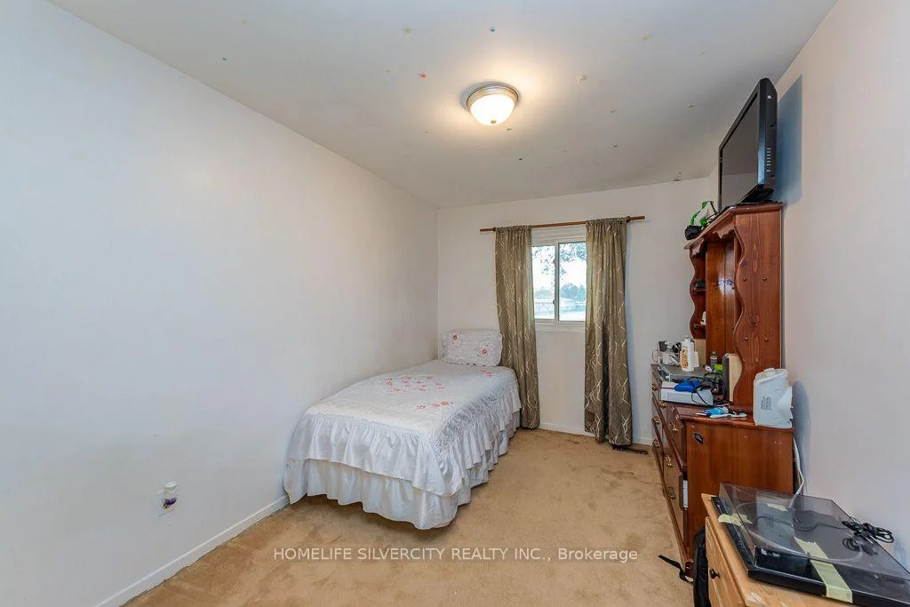 Photo 37 of Unit 36, 900 Central Park Drive, Brampton, Northgate — HOMEH