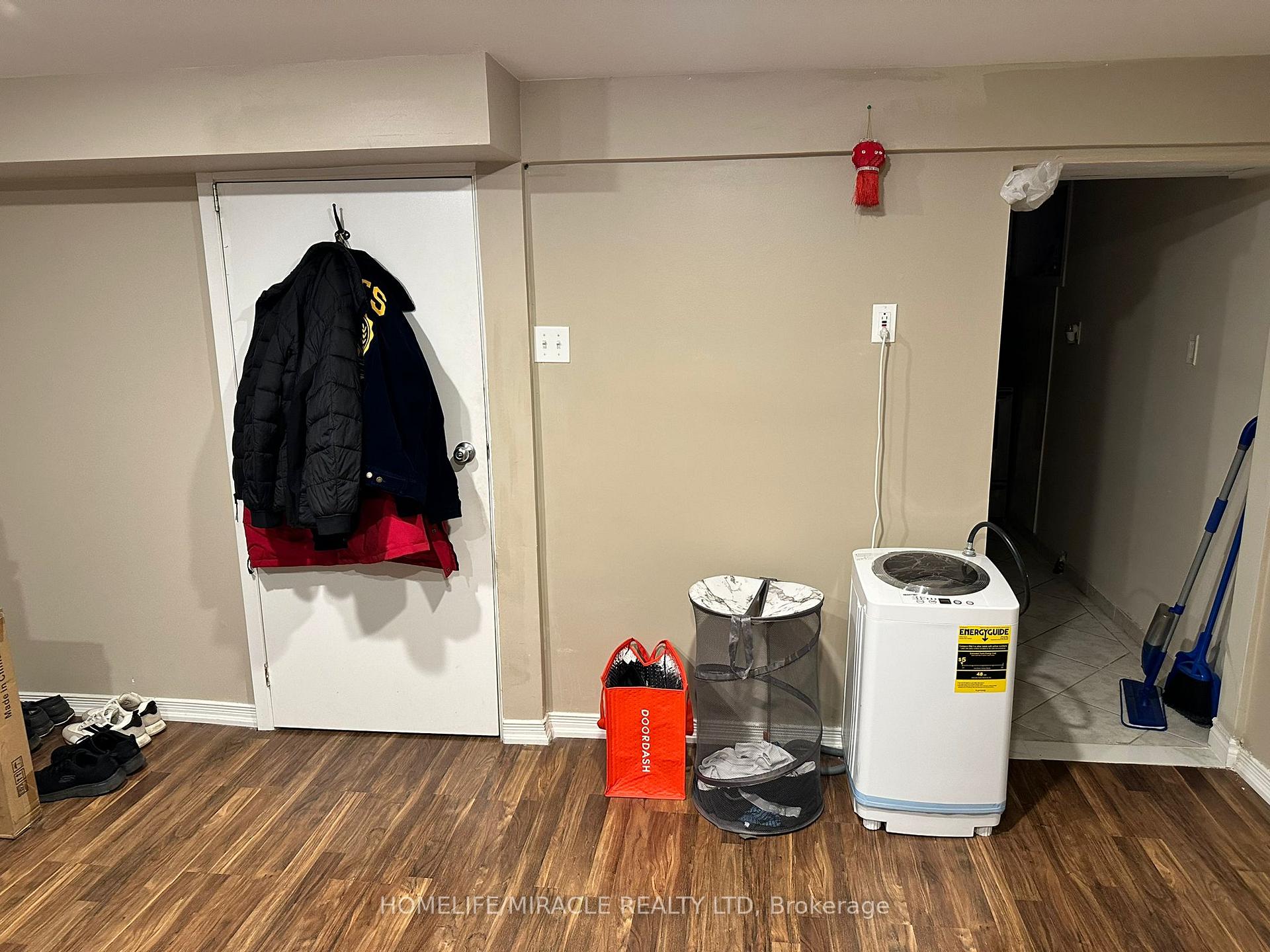 Photo 2 of 1476 Cawthra Road, Mississauga, Mineola — HOMEH