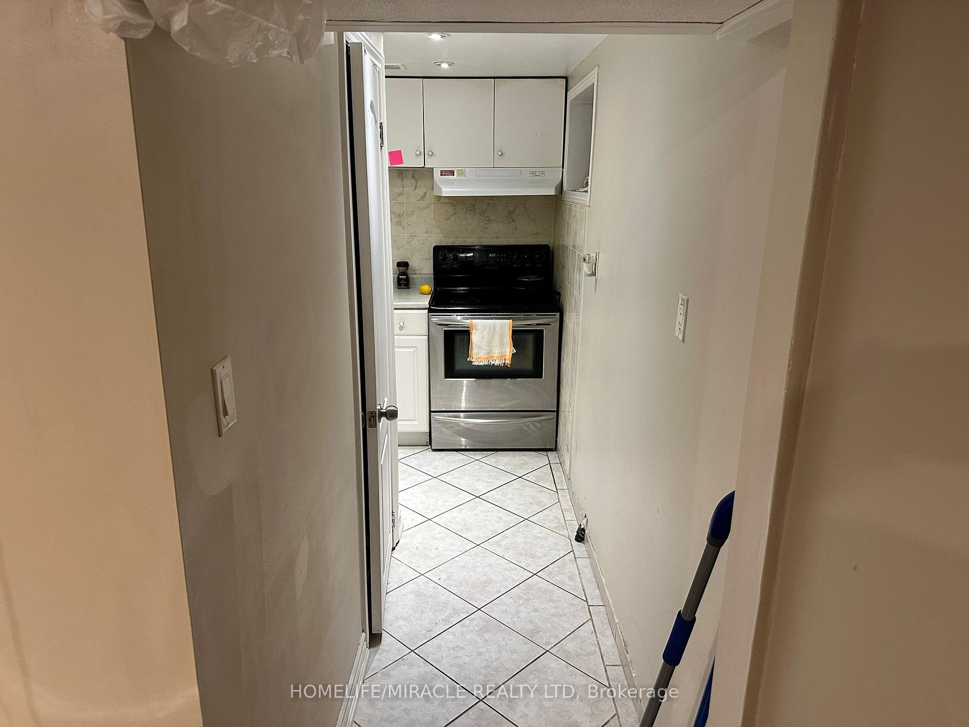 Photo 3 of 1476 Cawthra Road, Mississauga, Mineola — HOMEH