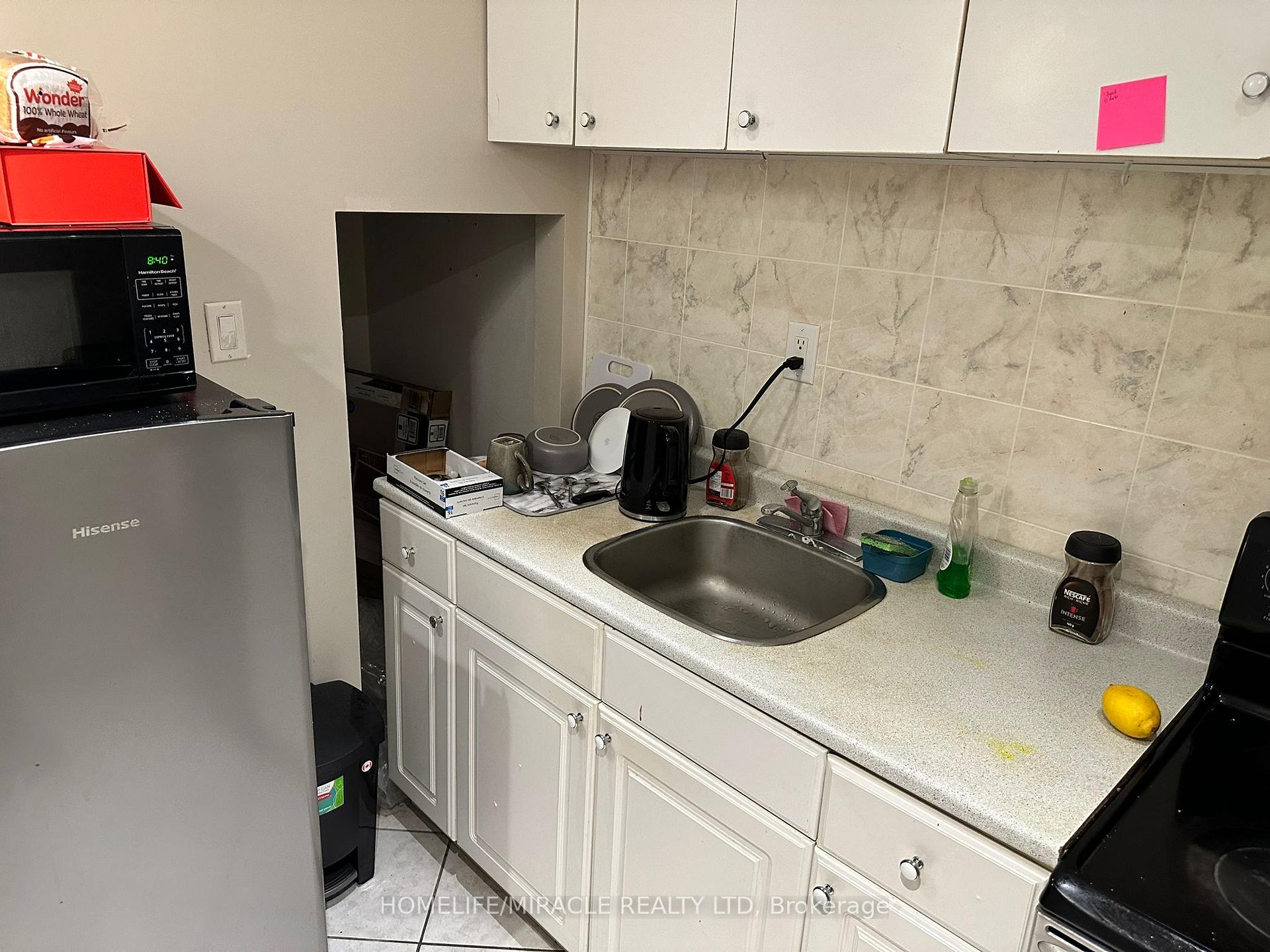 Photo 4 of 1476 Cawthra Road, Mississauga, Mineola — HOMEH