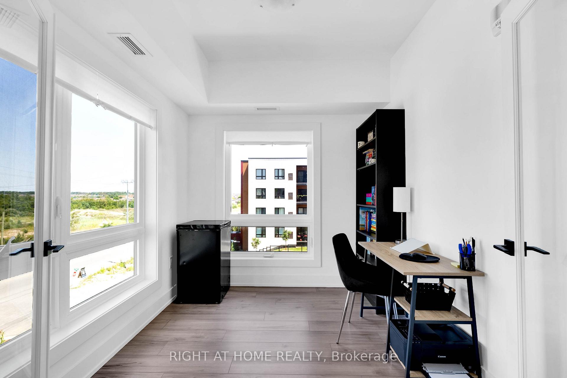 Photo 18 of Unit 202, 4 Spice Way, Barrie, Rural Barrie Southeast — HOMEH