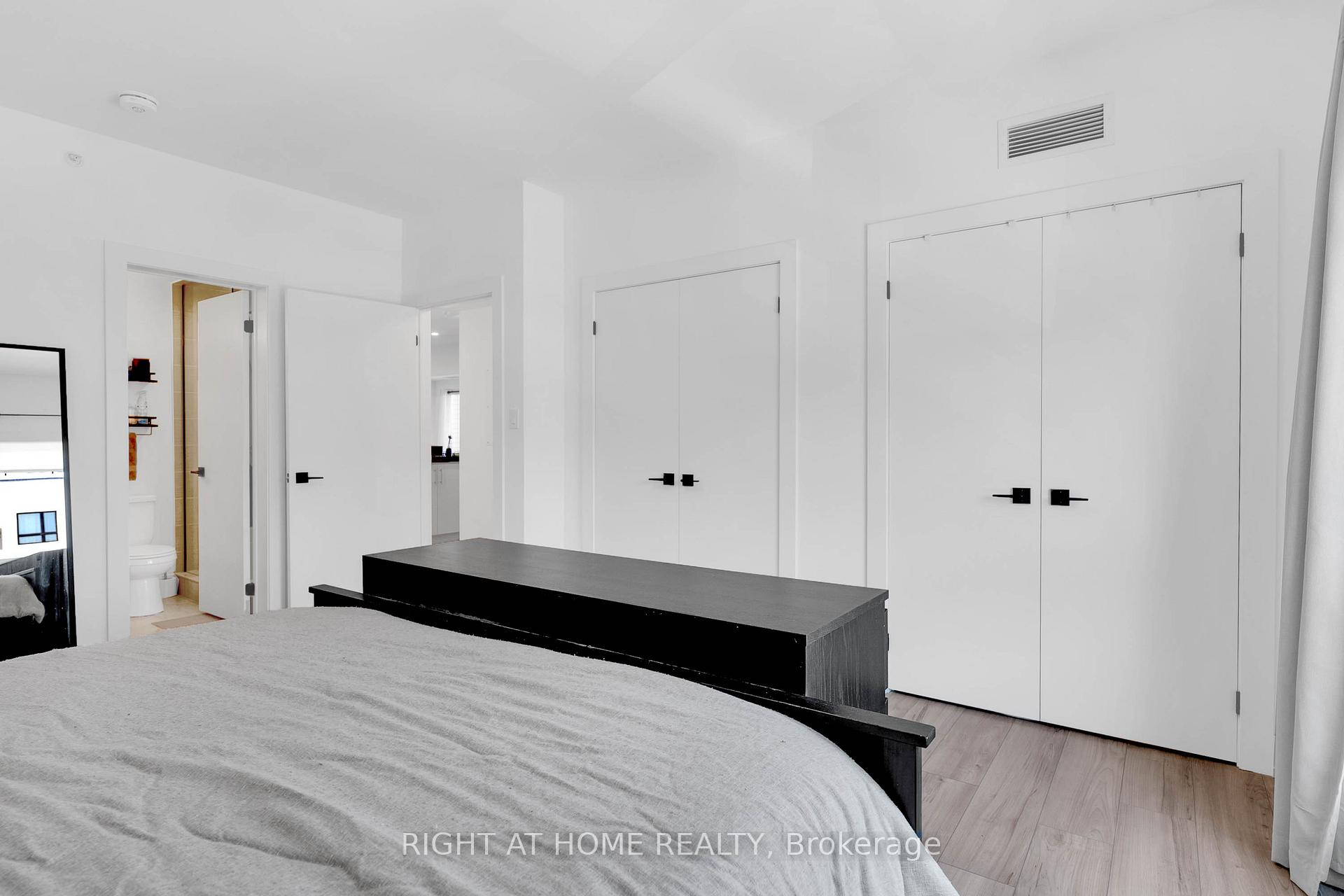Photo 23 of Unit 202, 4 Spice Way, Barrie, Rural Barrie Southeast — HOMEH