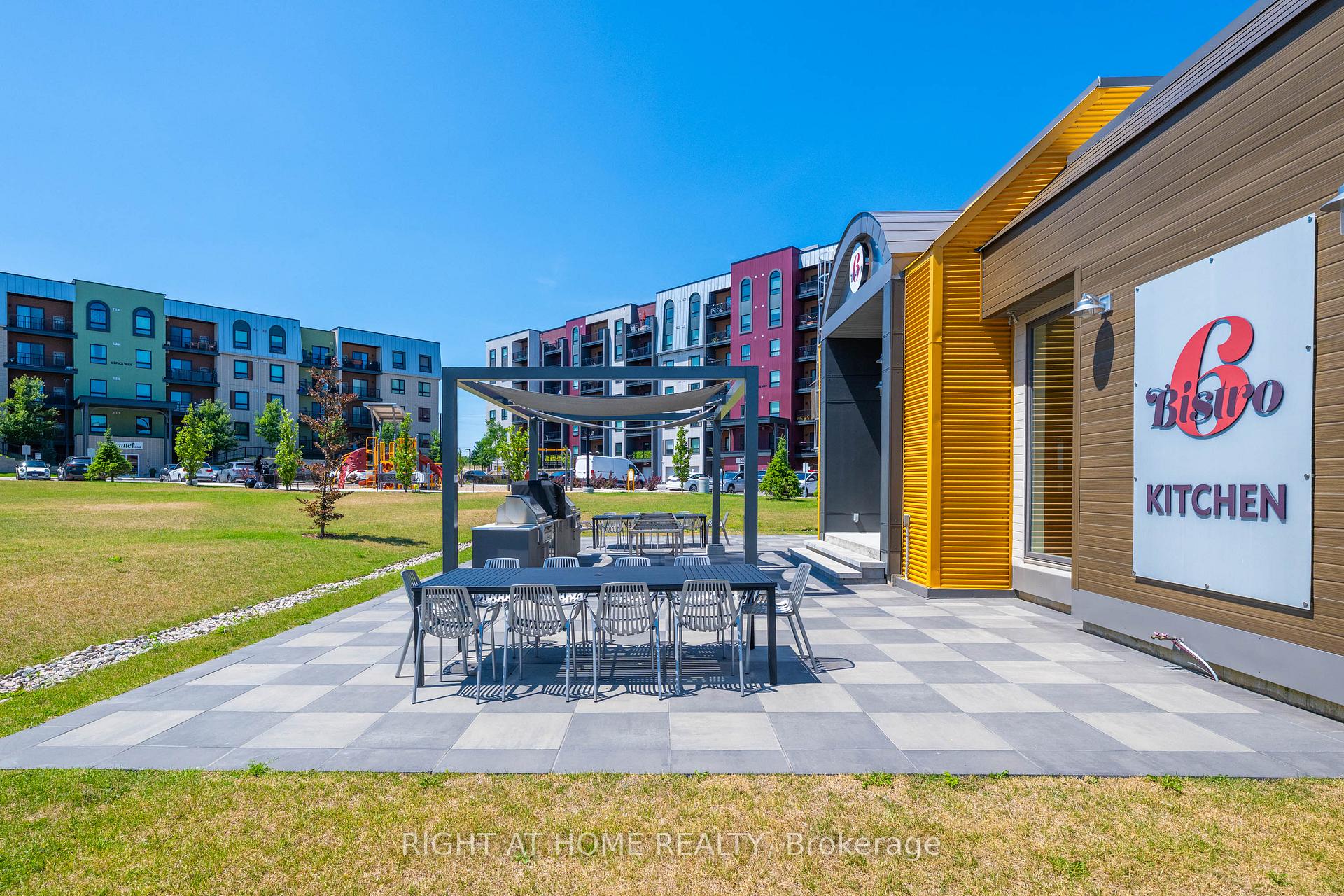 Photo 32 of Unit 202, 4 Spice Way, Barrie, Rural Barrie Southeast — HOMEH