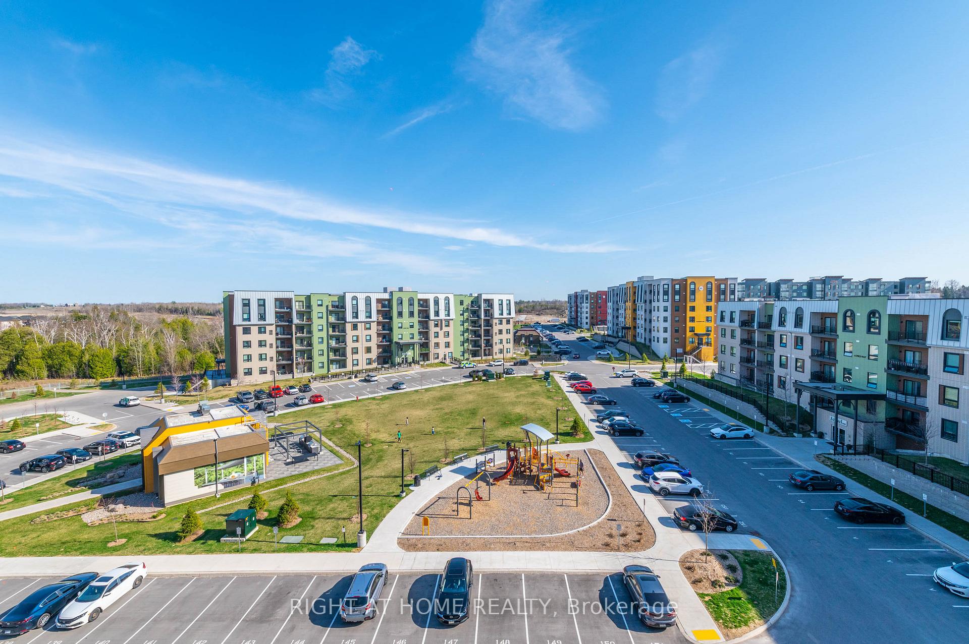 Photo 33 of Unit 202, 4 Spice Way, Barrie, Rural Barrie Southeast — HOMEH