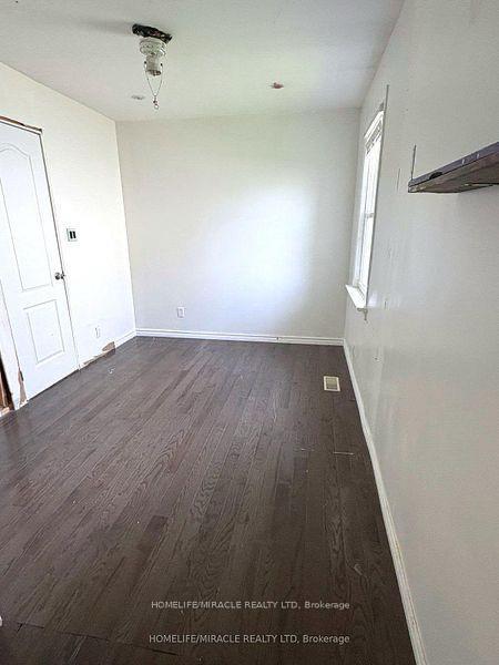 Photo 4 of 373 Drew Street, Oshawa, Central — HOMEH