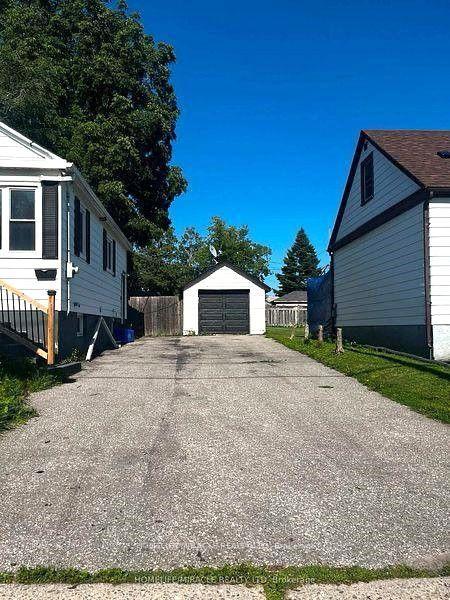 Photo 8 of 373 Drew Street, Oshawa, Central — HOMEH
