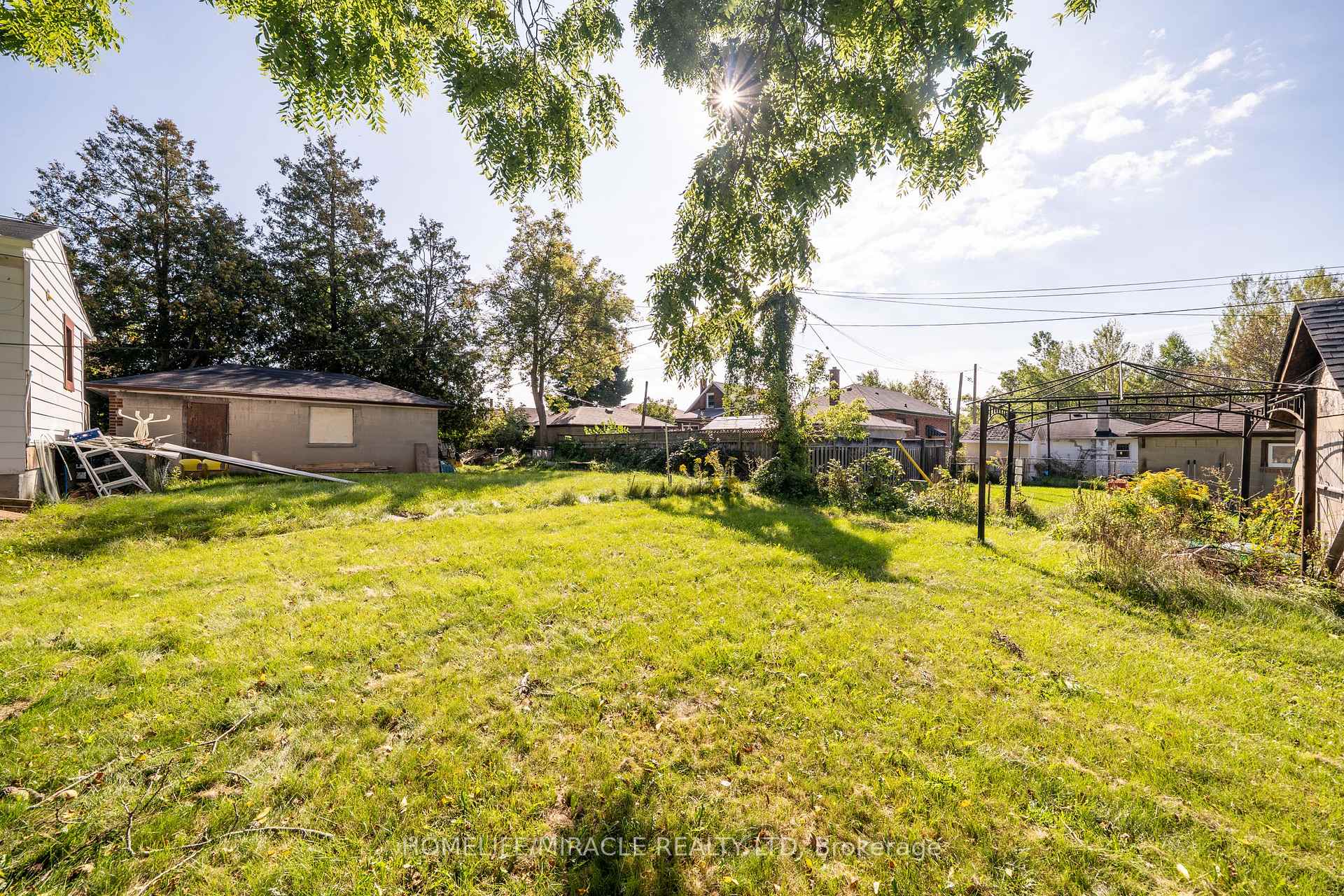 Photo 10 of 373 Drew Street, Oshawa, Central — HOMEH