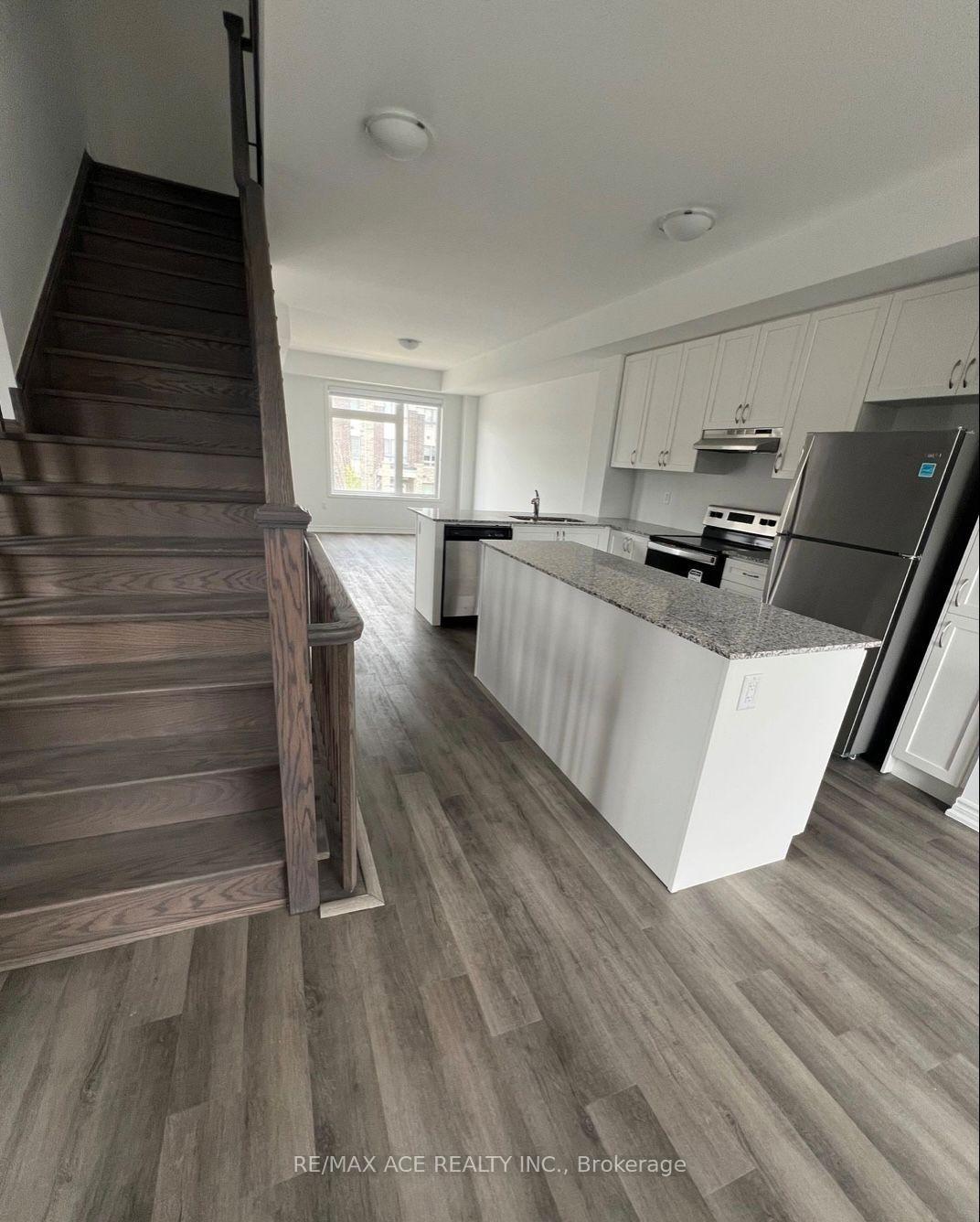 Photo 12 of Unit A, 2 Plume Street, Brampton, Northwest Brampton — HOMEH