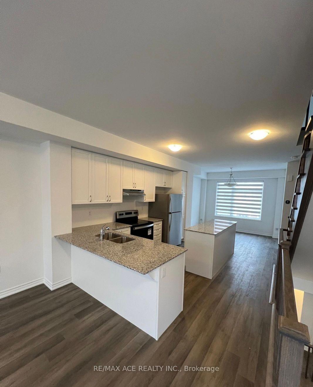 Photo 13 of Unit A, 2 Plume Street, Brampton, Northwest Brampton — HOMEH