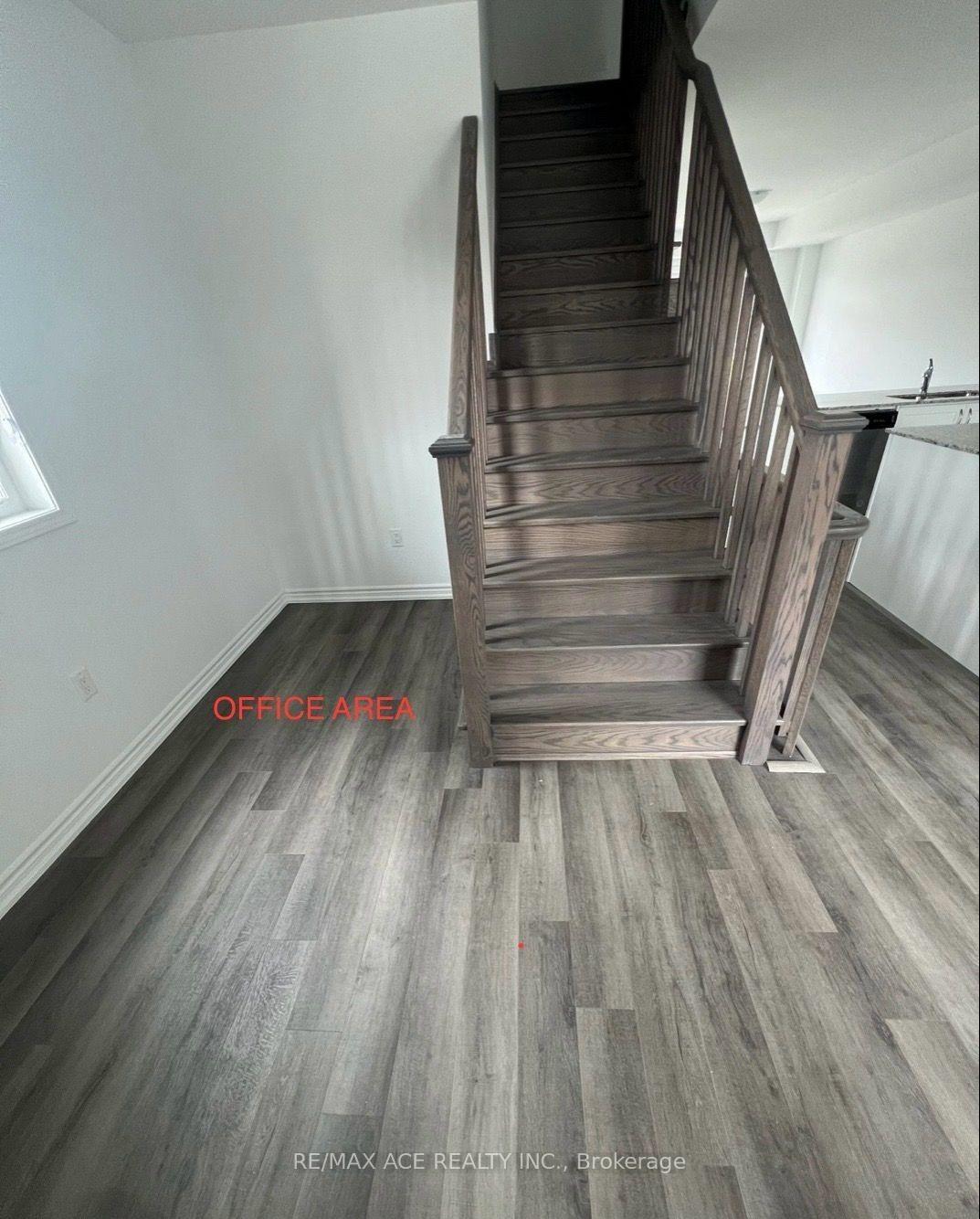 Photo 18 of Unit A, 2 Plume Street, Brampton, Northwest Brampton — HOMEH