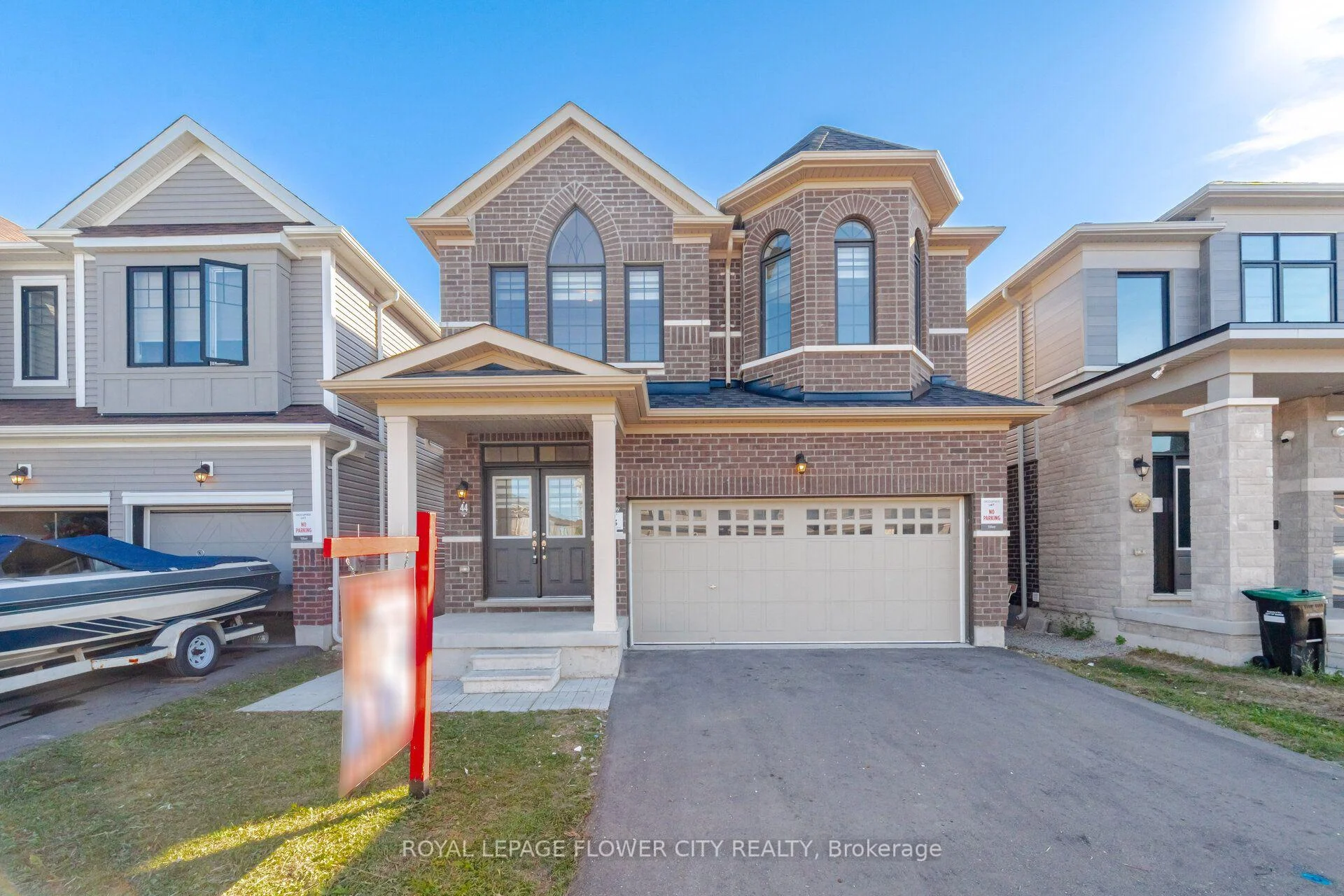 Photo 7 of 44 Rochester Drive, Barrie, Rural Barrie Southeast — HOMEH