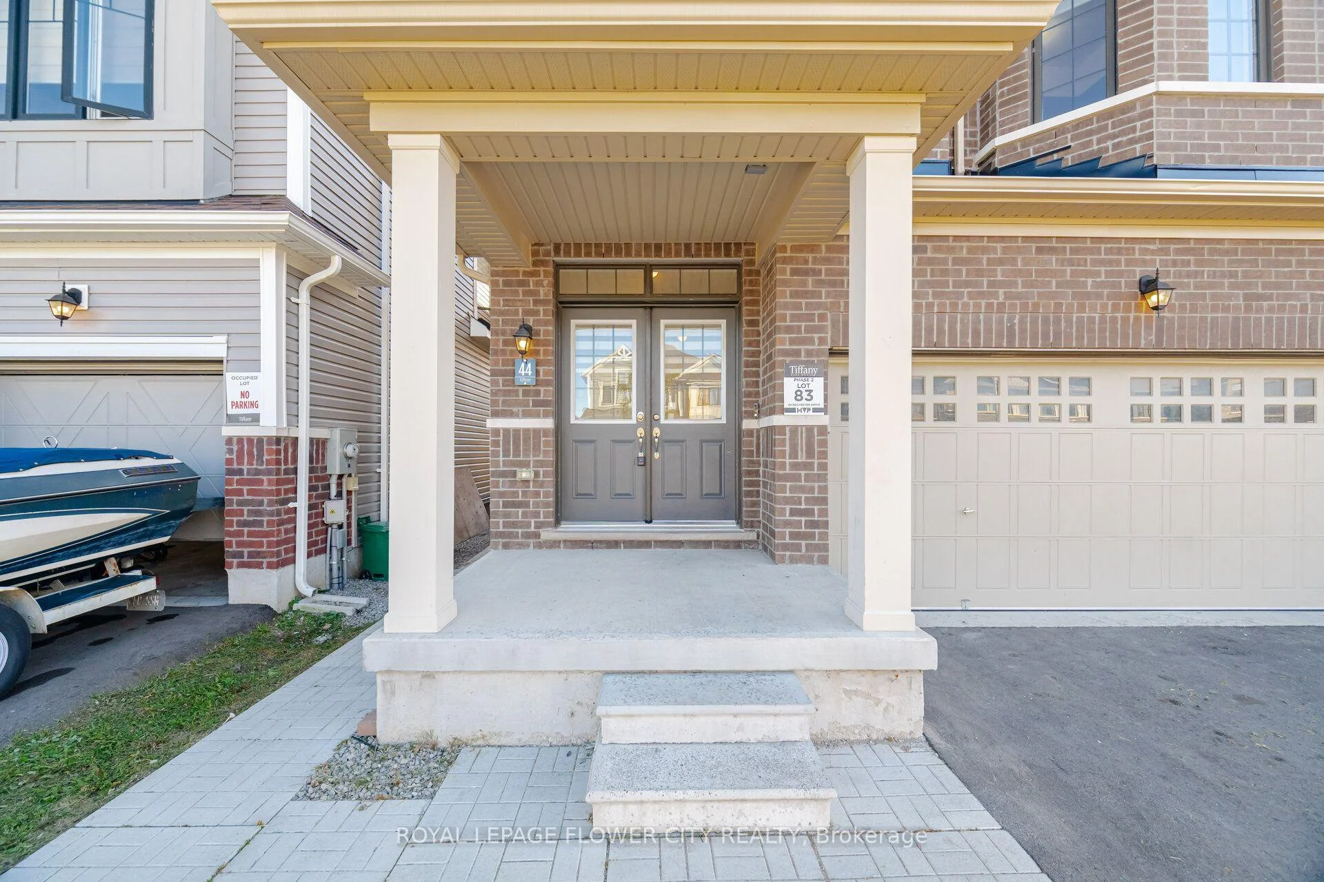 Photo 10 of 44 Rochester Drive, Barrie, Rural Barrie Southeast — HOMEH