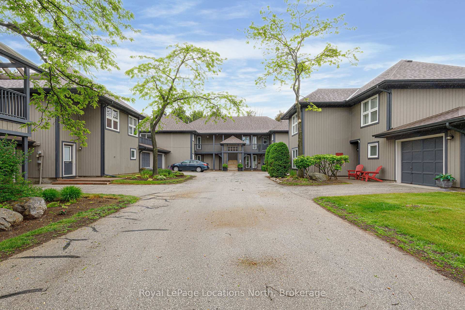 Photo 3 of 423 Mariners Way, Collingwood — HOMEH