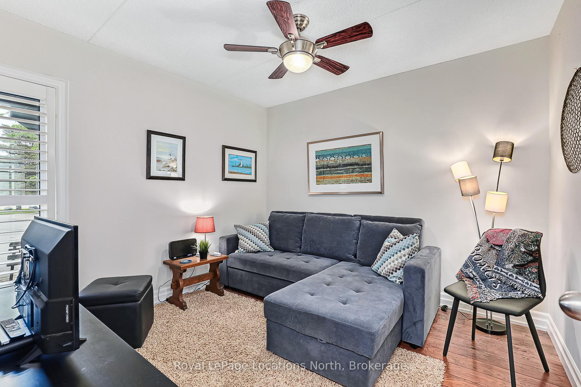 Photo 21 of 423 Mariners Way, Collingwood — HOMEH