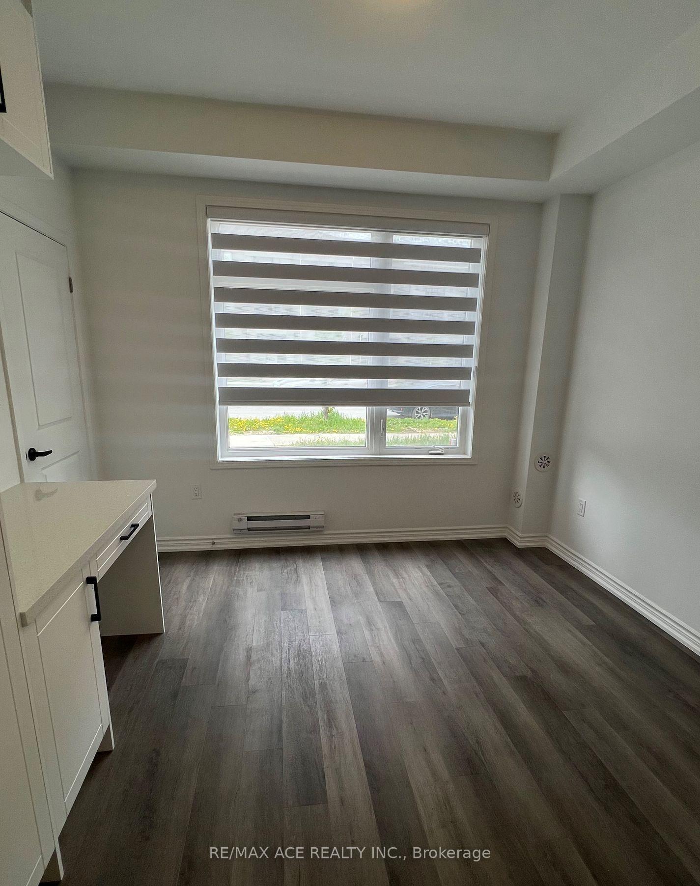 Photo 15 of Unit B, 2 Plume Street, Brampton, Northwest Brampton — HOMEH