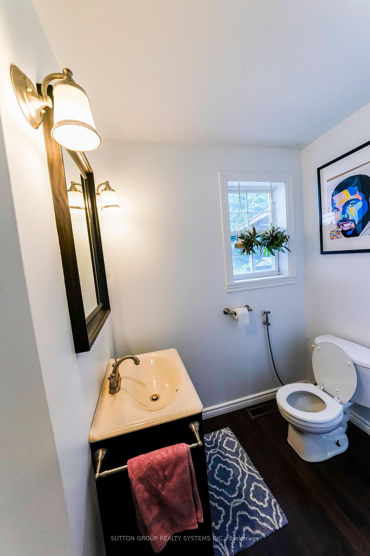 Photo 11 of Unit Upper, 684 Birchmount Road, Scarborough, Clairlea-Birchmount — HOMEH