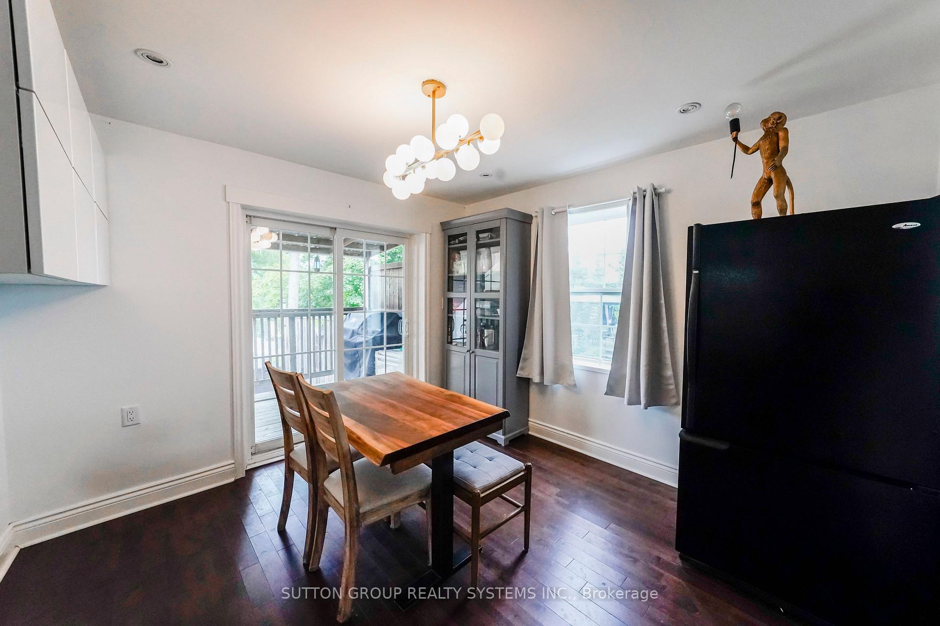 Photo 13 of Unit Upper, 684 Birchmount Road, Scarborough, Clairlea-Birchmount — HOMEH