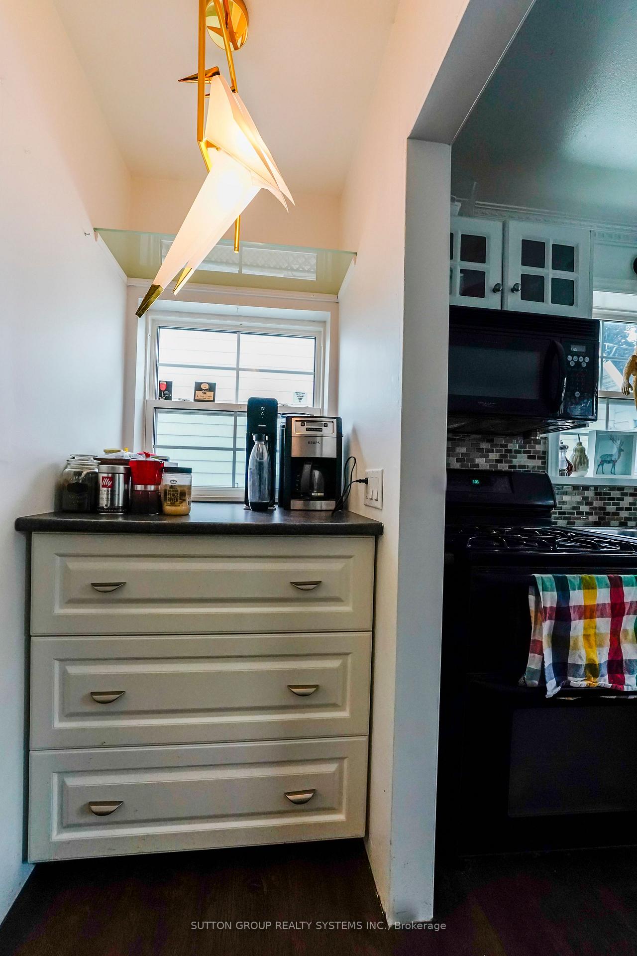 Photo 17 of Unit Upper, 684 Birchmount Road, Scarborough, Clairlea-Birchmount — HOMEH
