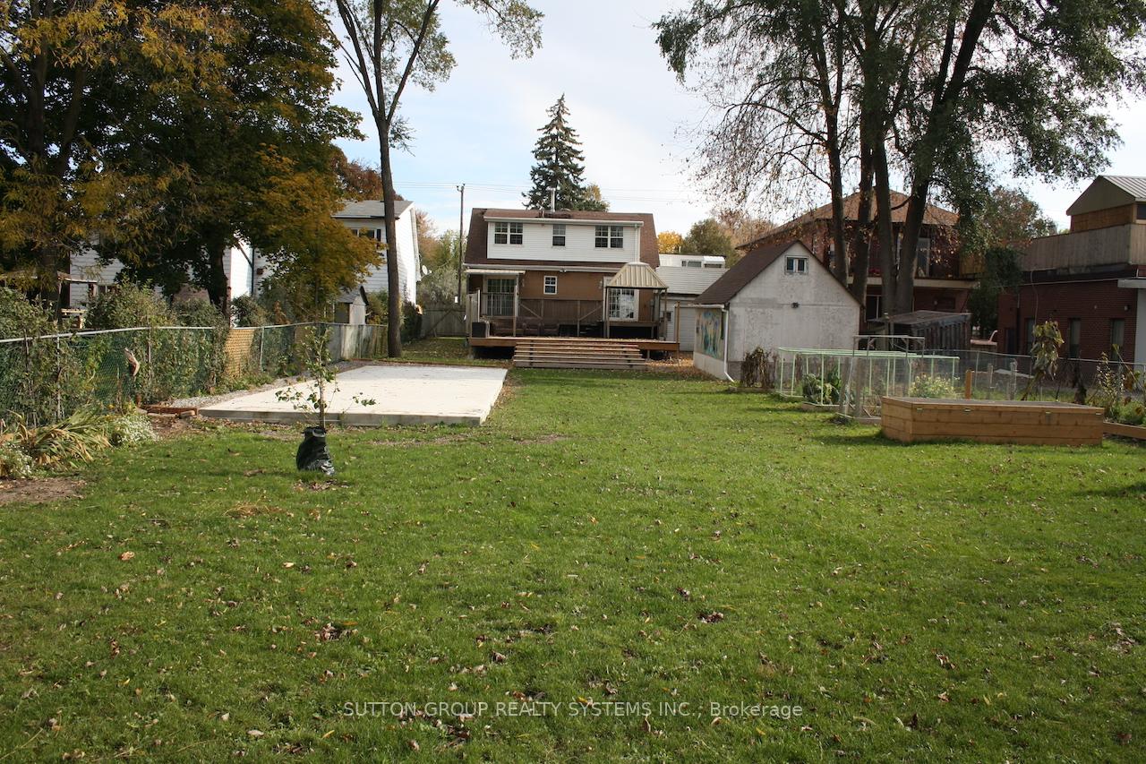 Photo 39 of Unit Upper, 684 Birchmount Road, Scarborough, Clairlea-Birchmount — HOMEH