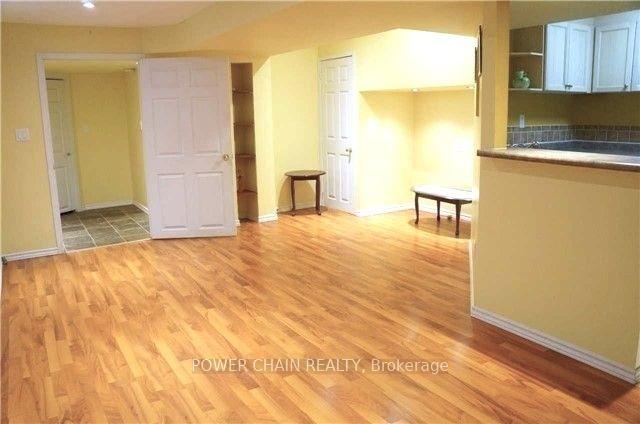 Photo 3 of Unit Bsmt, 542 Rossellini Drive, Mississauga, Meadowvale Village — HOMEH