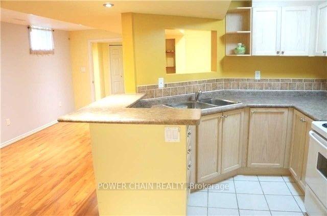 Photo 5 of Unit Bsmt, 542 Rossellini Drive, Mississauga, Meadowvale Village — HOMEH