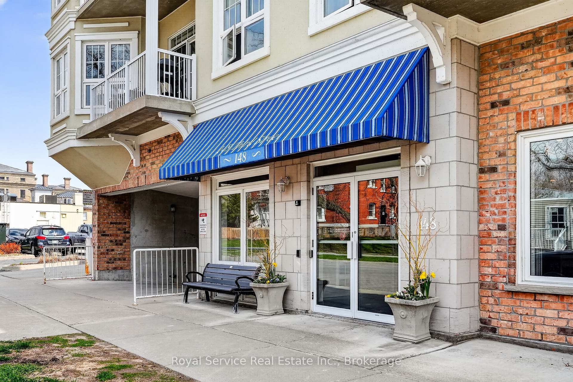 Photo 2 of Unit 206, 148 Third Street, Cobourg — HOMEH
