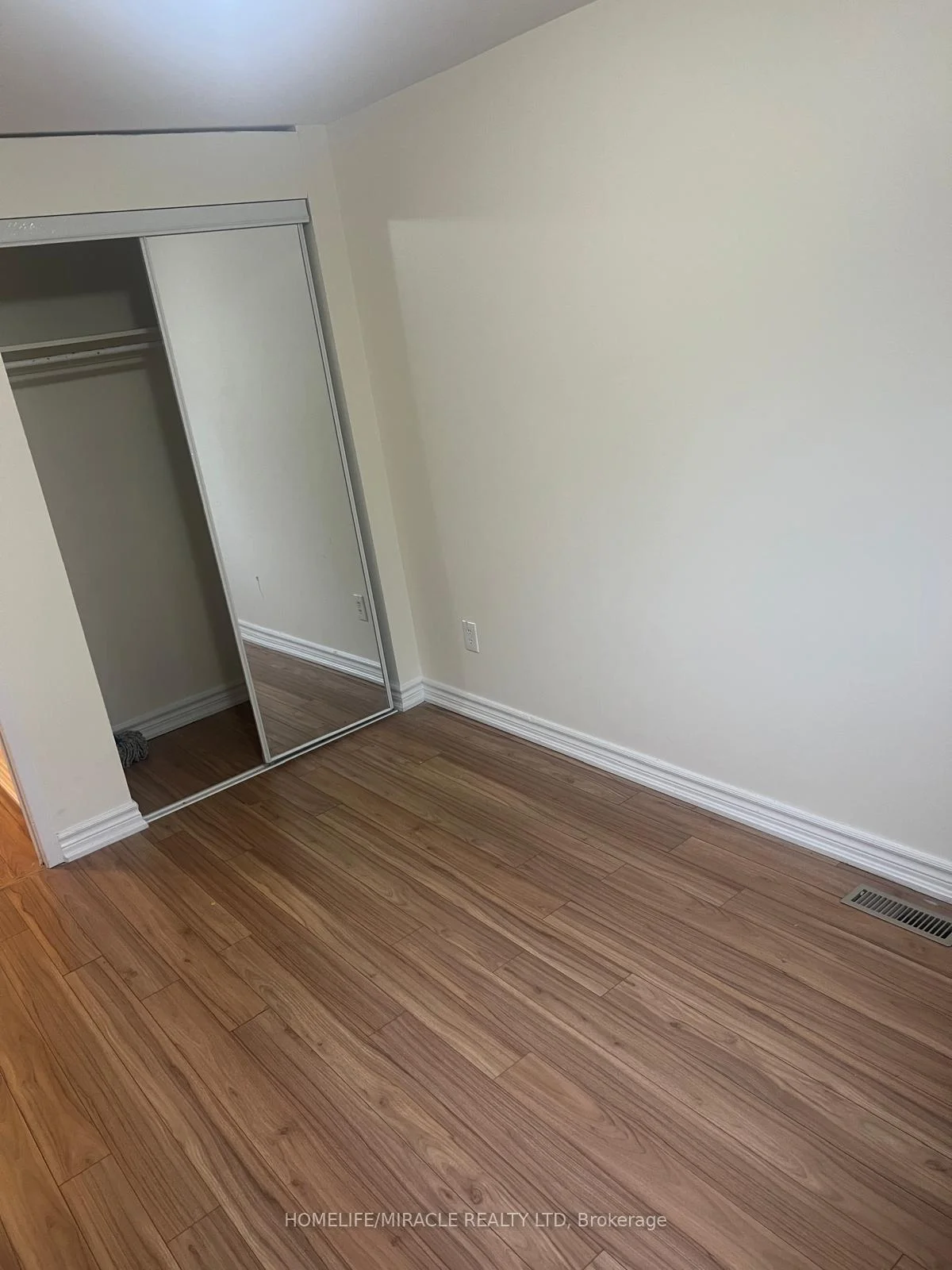 Photo 25 of 83 Grassington Crescent, Brampton, Northgate — HOMEH